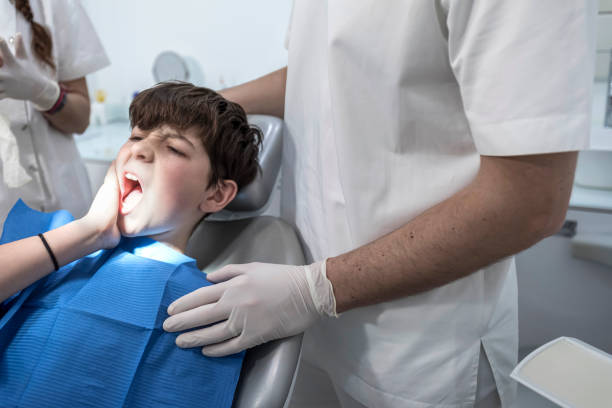 Best Emergency Tooth Extraction in Fairmont, NC